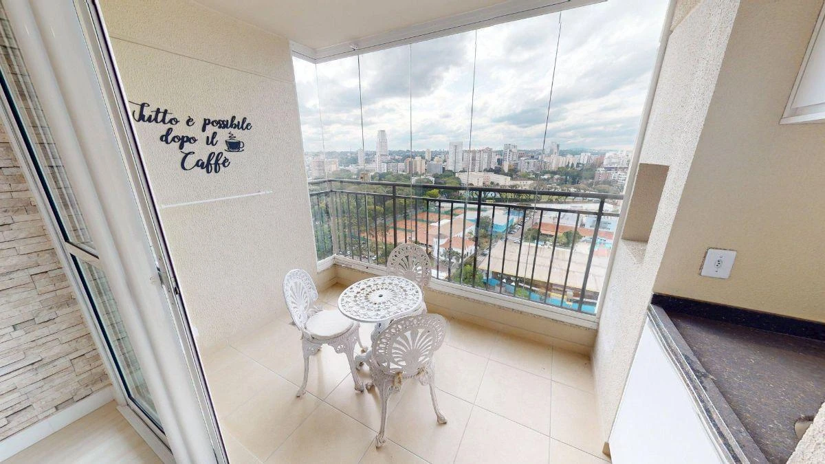 Furnished apartment, 95 m², with a glass-enclosed balcony — photo 10