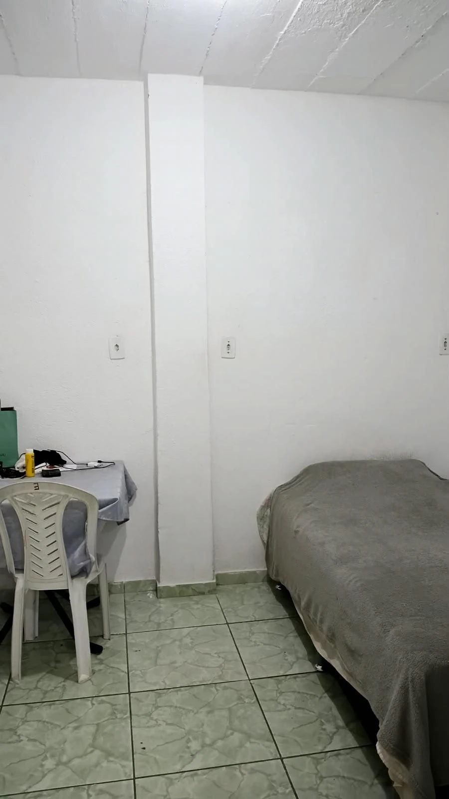 Furnished 3-bedroom house with 4 bathrooms, no parking — photo 59