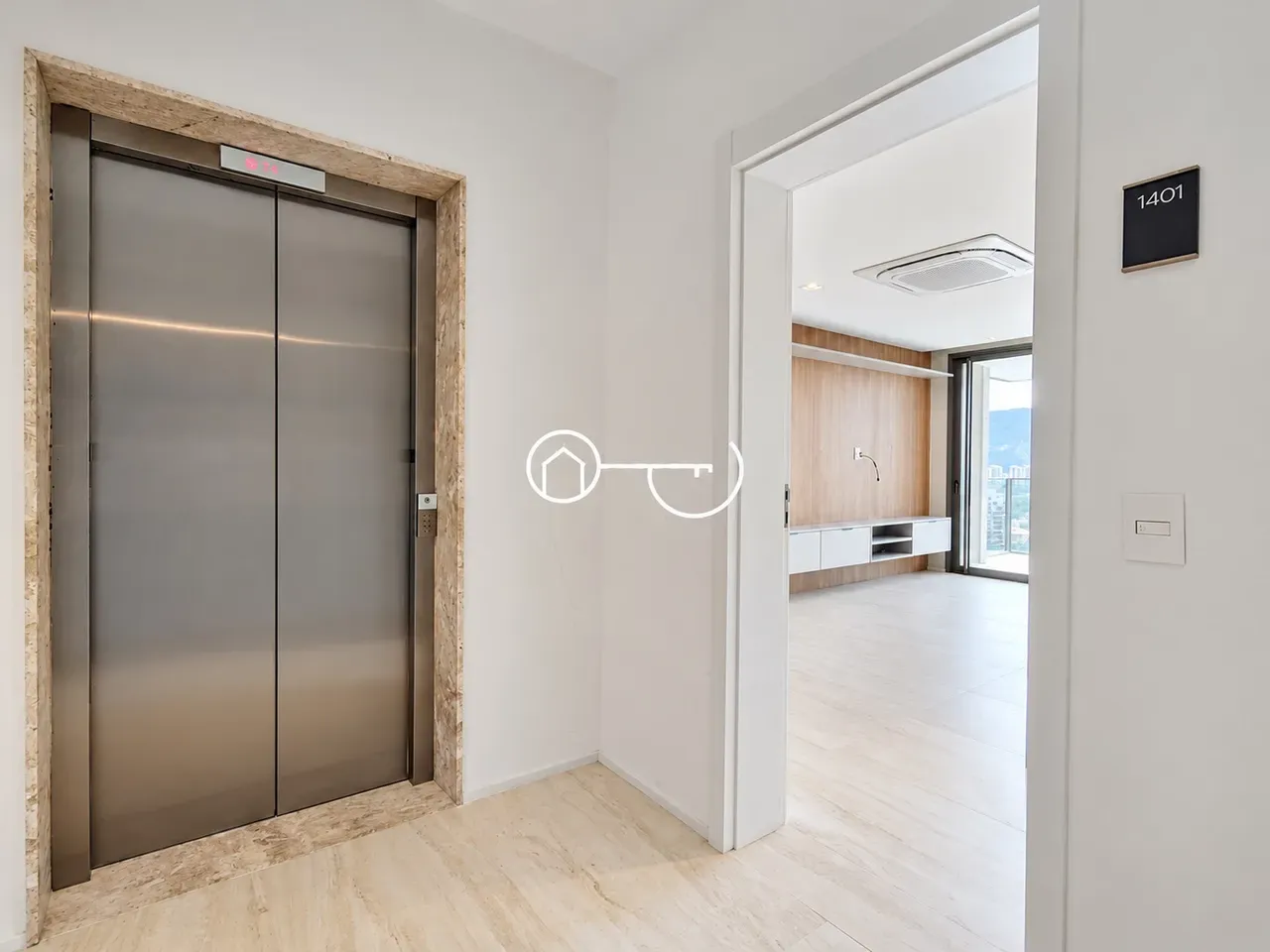Furnished apartment, 120 m², with a jacuzzi — photo 18