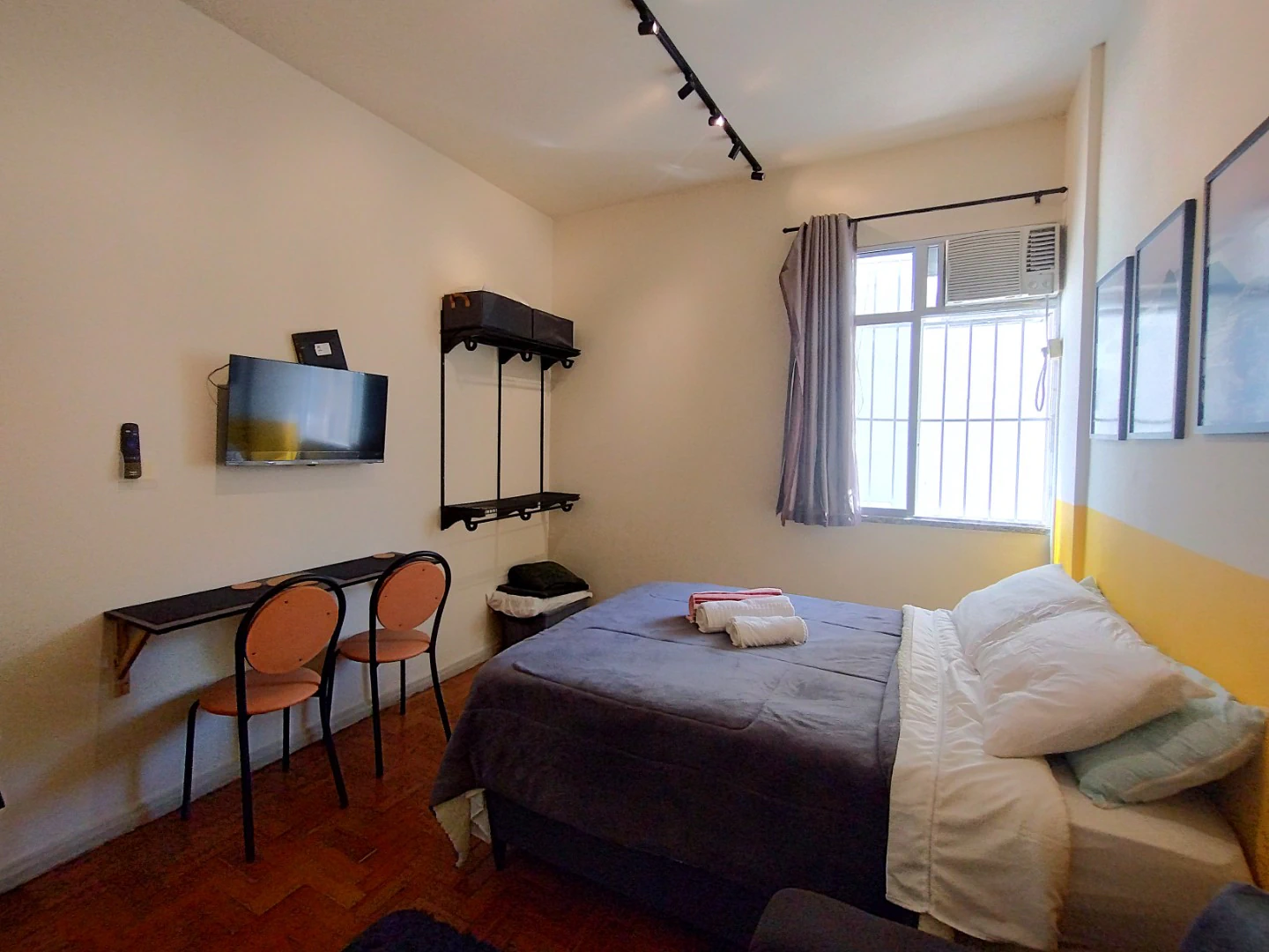 Furnished studio of 22 m² with bedroom and living space — photo 4