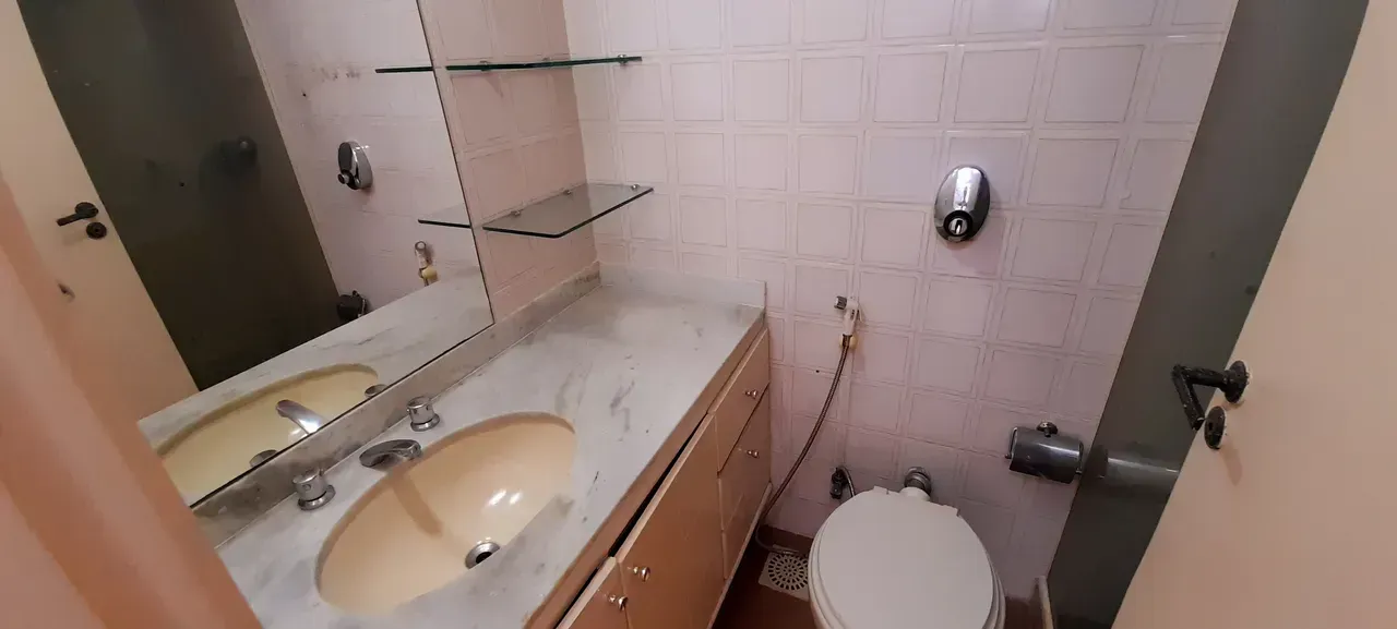 Furnished 2-bedroom apartment with 77 m² — photo 13