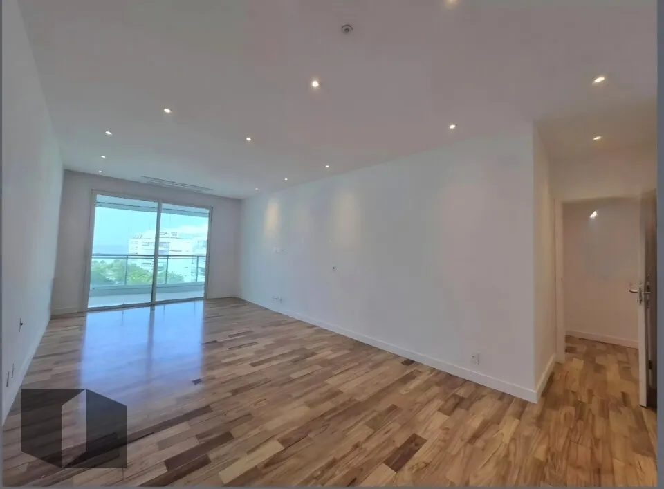 Penthouse with 5 bedrooms and balcony BBQ — photo 28