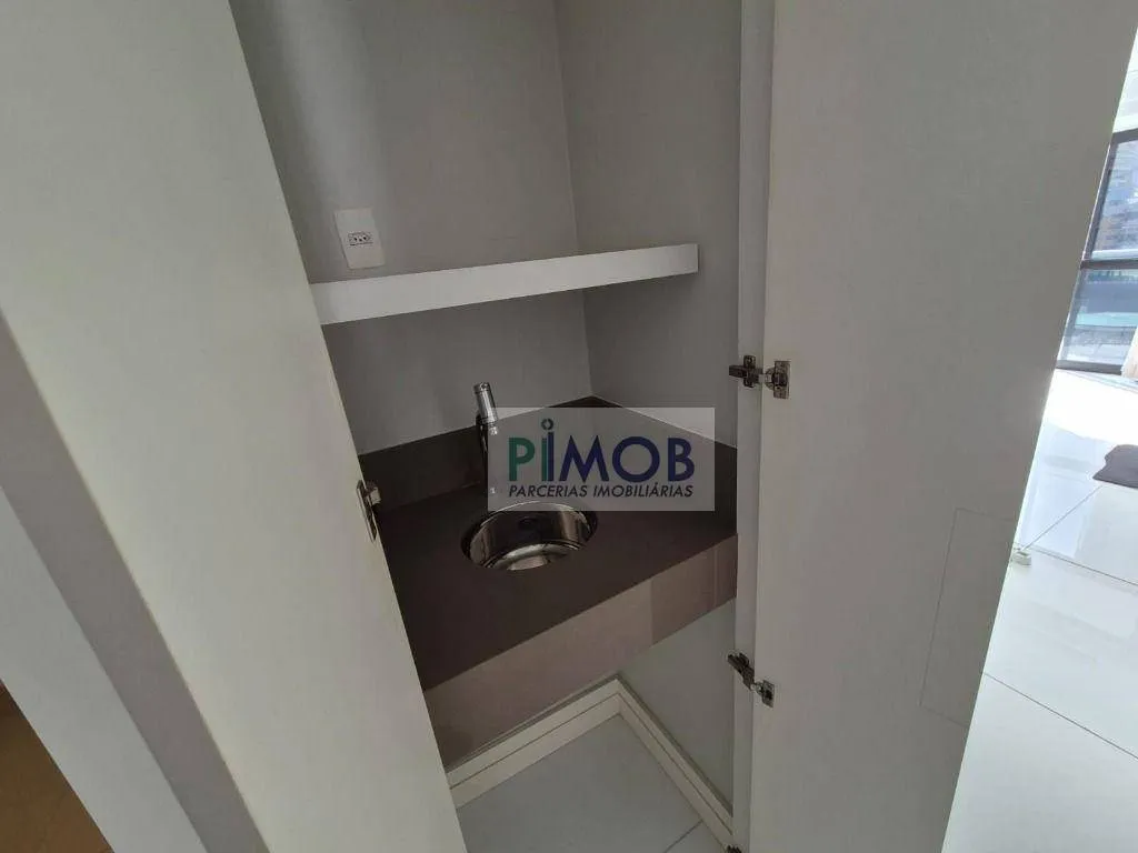 Furnished duplex penthouse with 3 bedrooms and 256 m² — photo 2