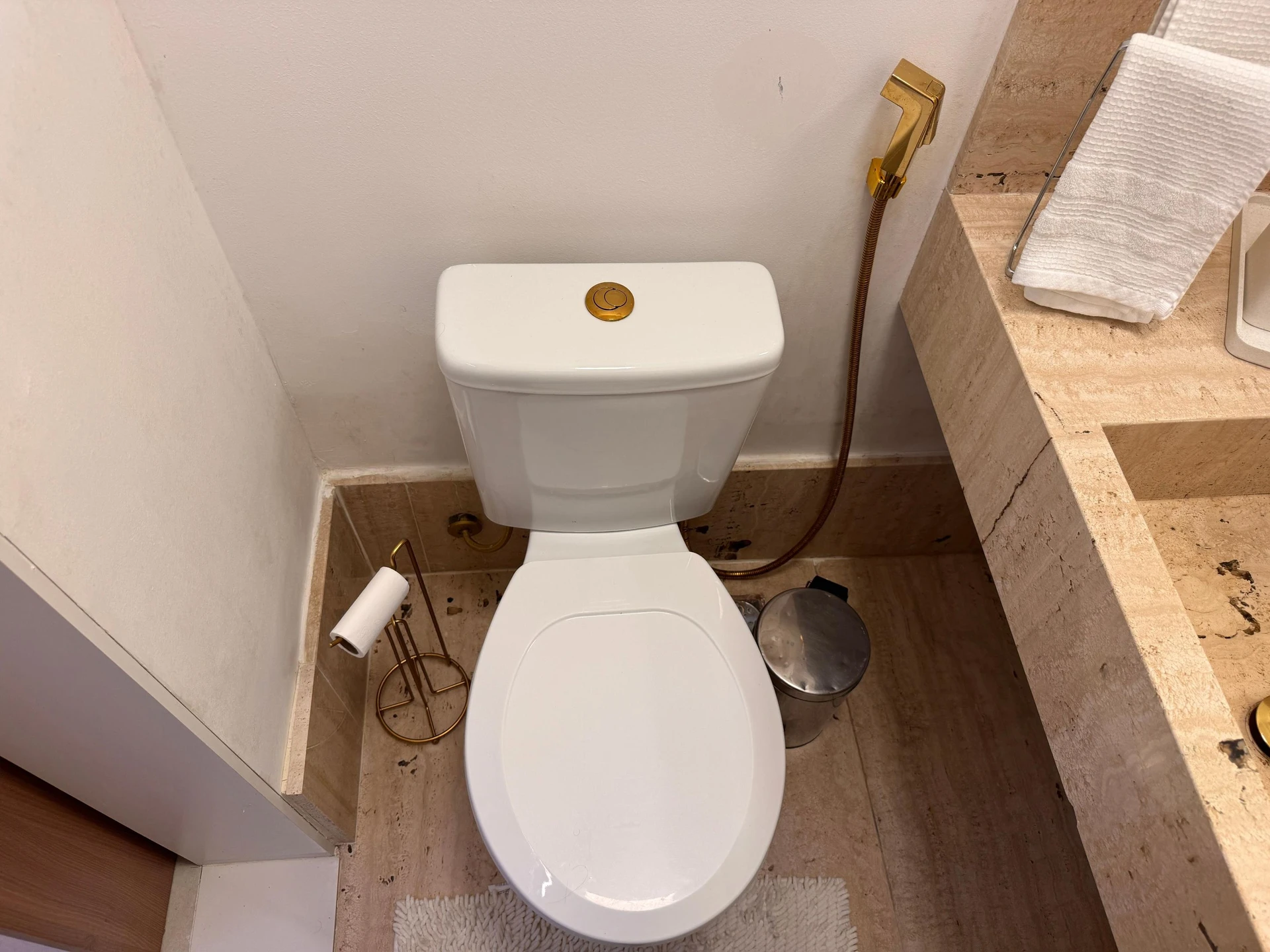 Будинок 280 м² із заскленим балконом та панорамними вікнами — photo 7