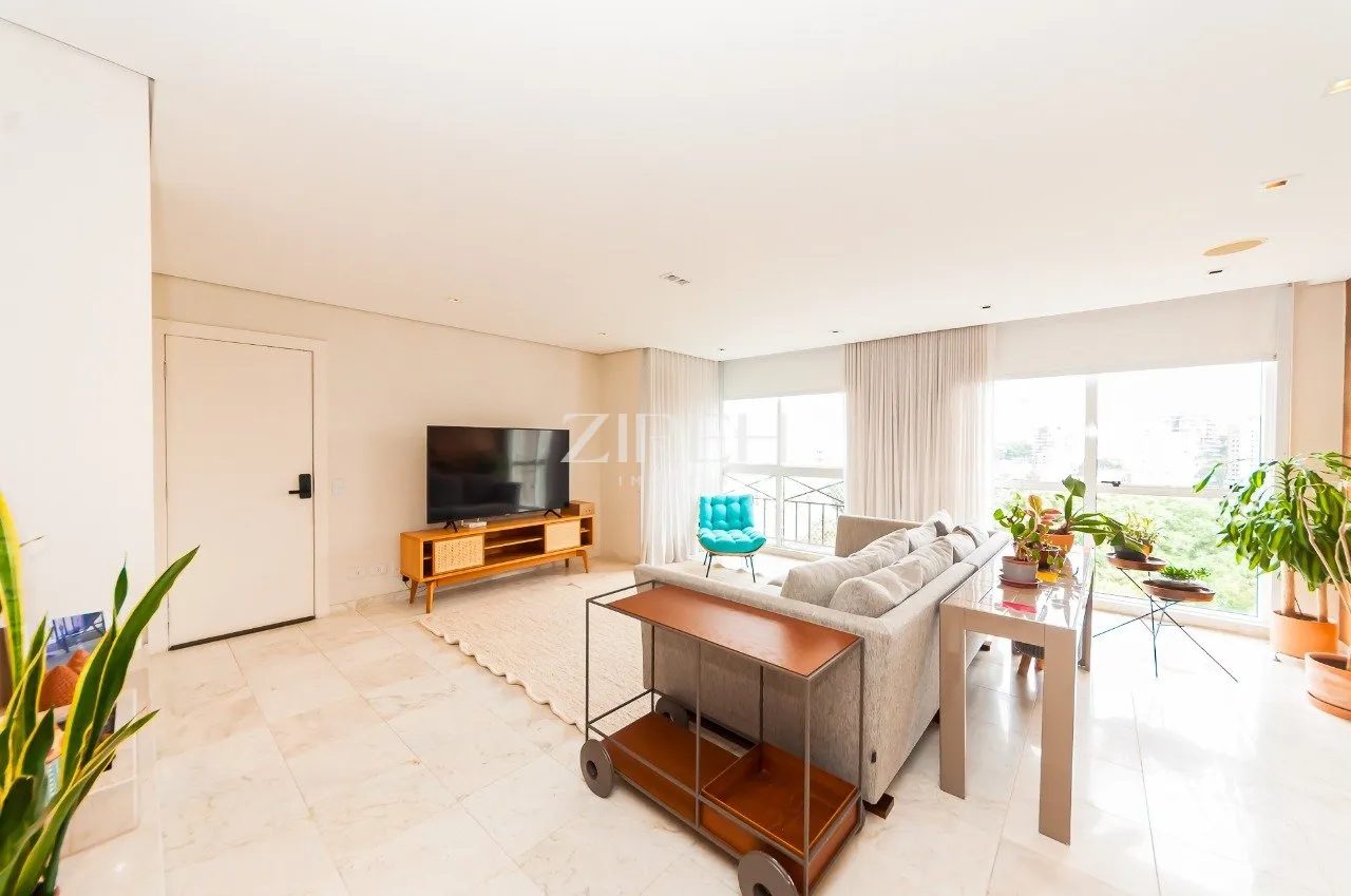 269 m² apartment with 2 bedrooms and an open-plan kitchen — photo 11