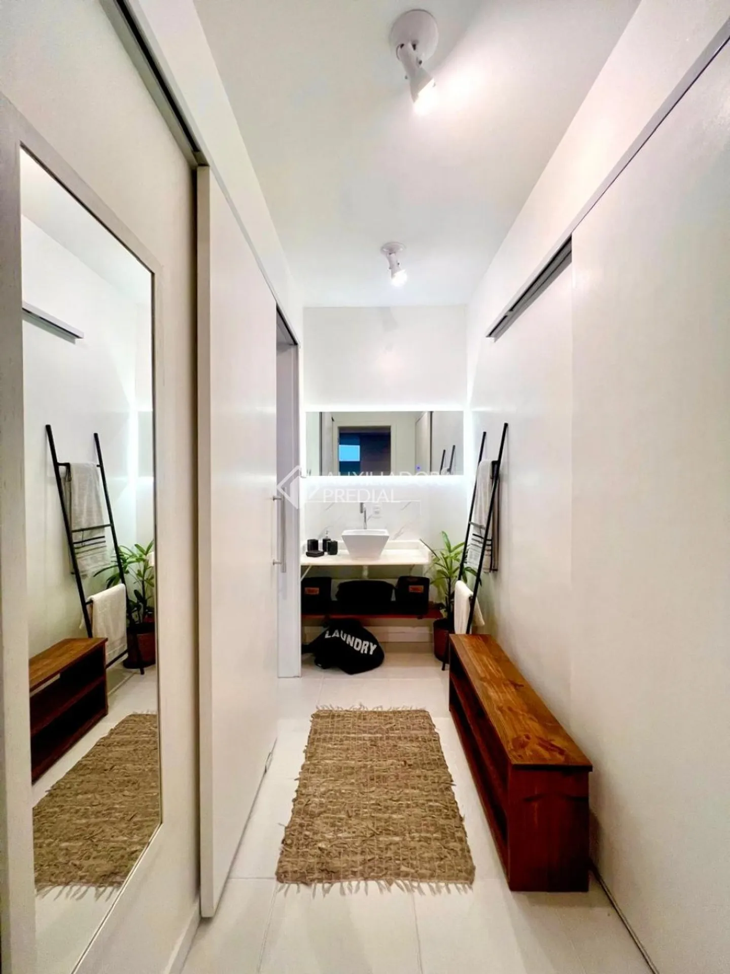 Estúdio mobiliado de 30 m² com churrasqueira na varanda — photo 26