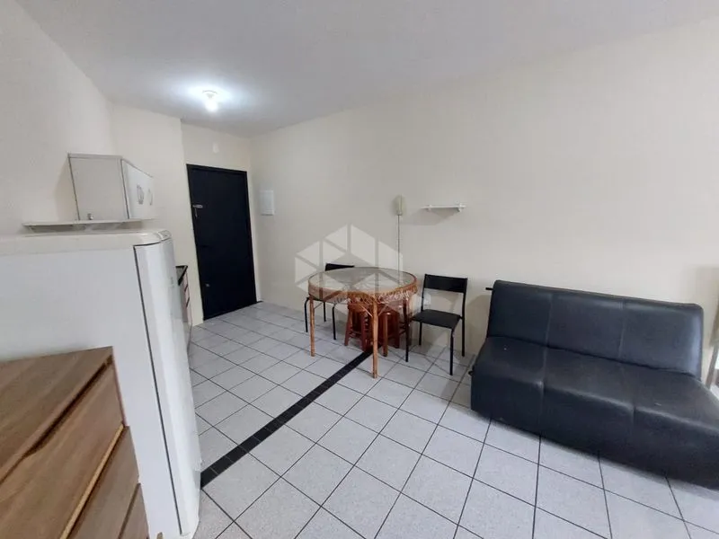 Furnished studio, 26 m², with a washing machine — photo 8