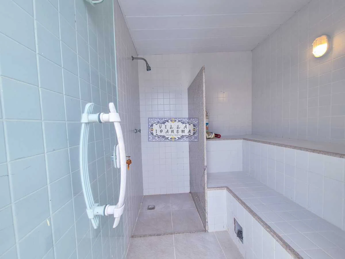 Apartment, 381 m², with a water view — photo 15