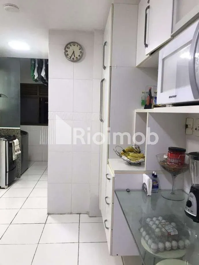 3-bedroom apartment with a washing machine in Rio de Janeiro — photo 21