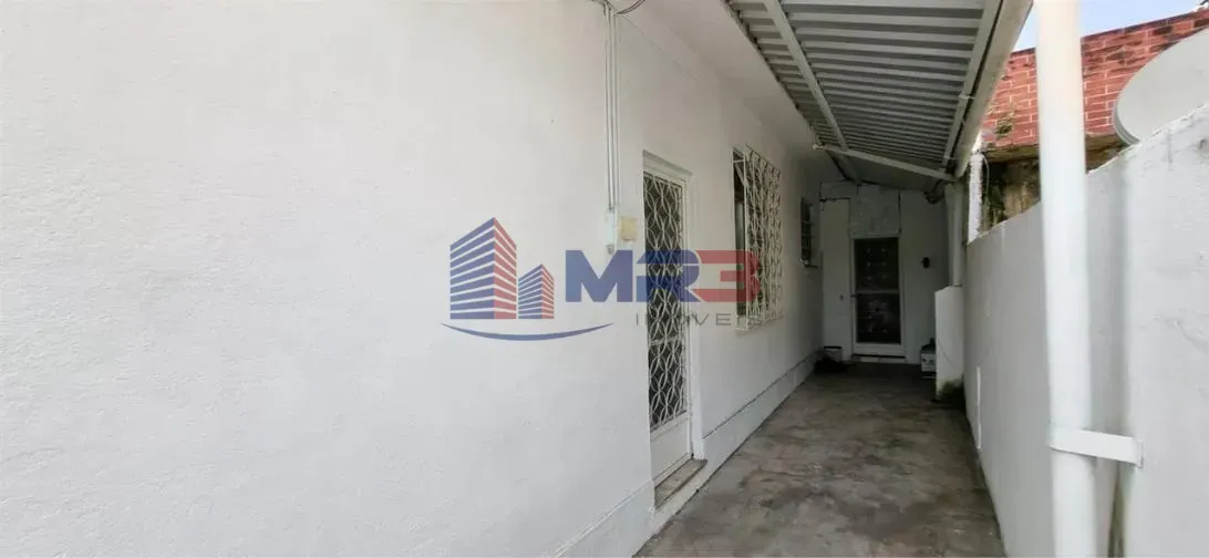 One-bedroom house with a garden in Rio de Janeiro — photo 15
