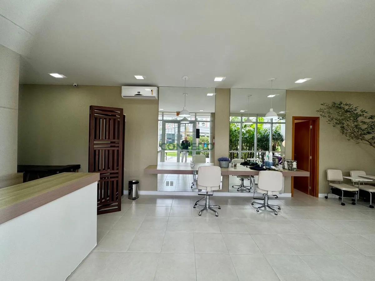 Unfurnished 154 m² apartment with a private garden — photo 13