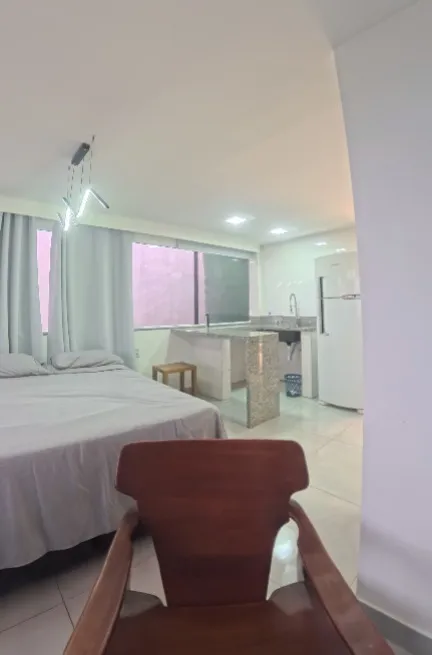 1 quarto e varanda gourmet: apartamento de 20 m² — photo 3