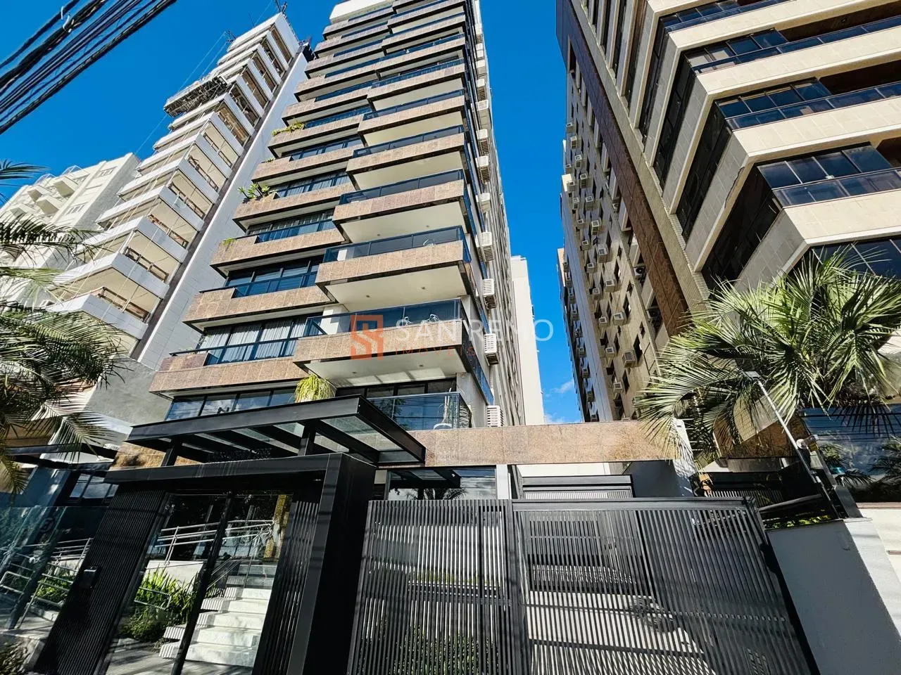 Garden apartment with 3 en-suite bedrooms and 241 m² — photo 11