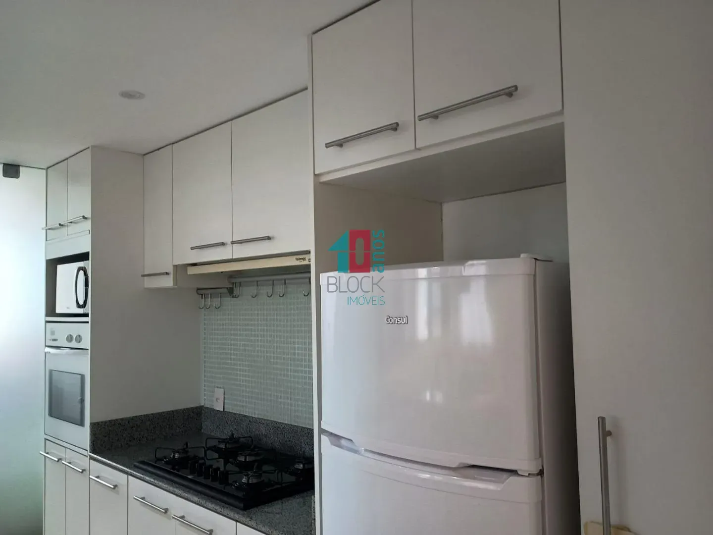Квартира з 2 спальнями, у будинку є тренажерний зал — photo 16