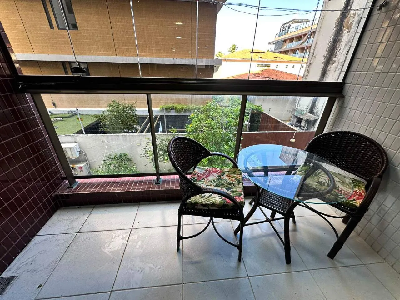 2-bedroom apartment in a building with a gym — photo 16