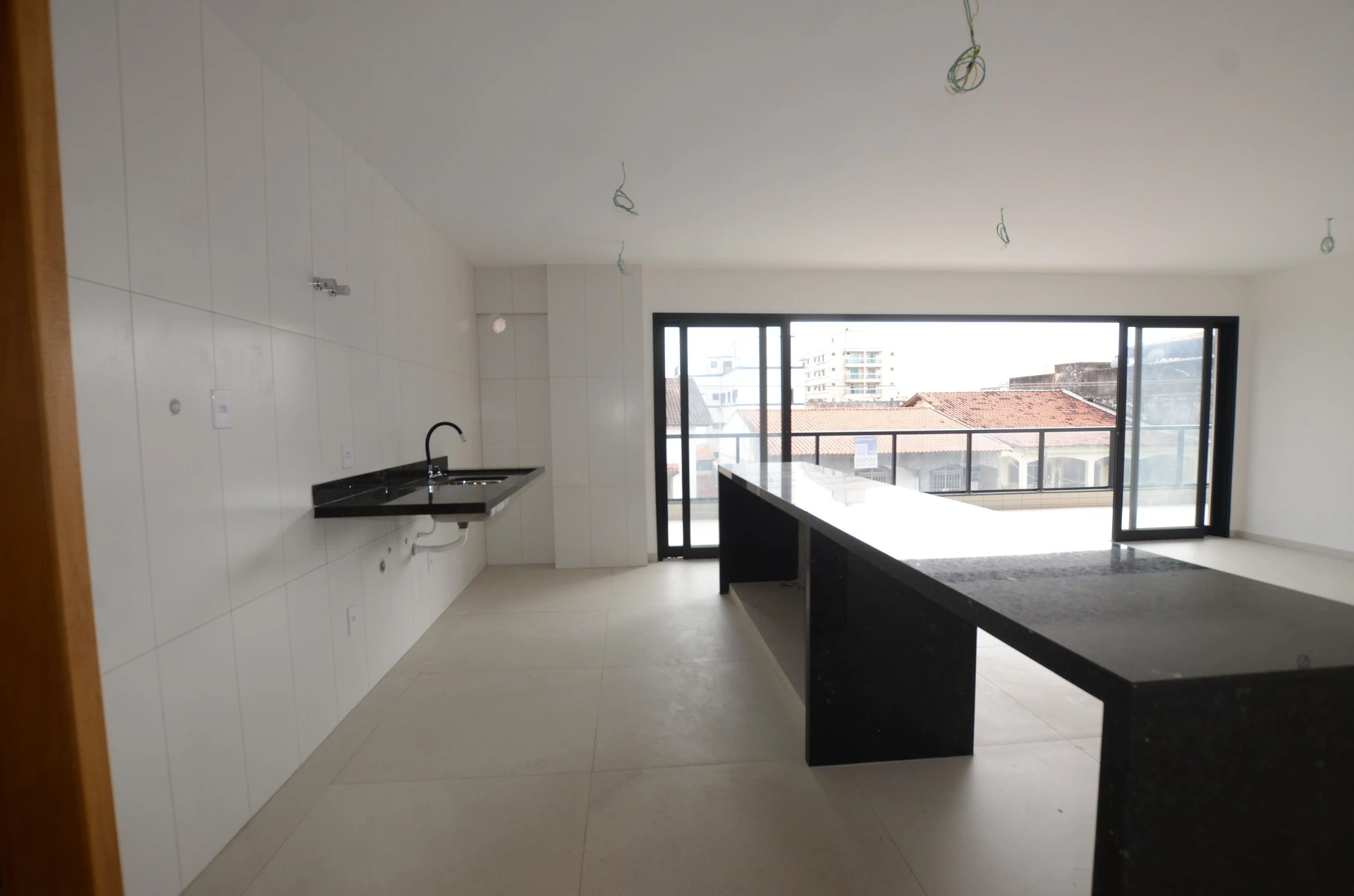 2-bedroom apartment with a mountain view in Rio de Janeiro — photo 36
