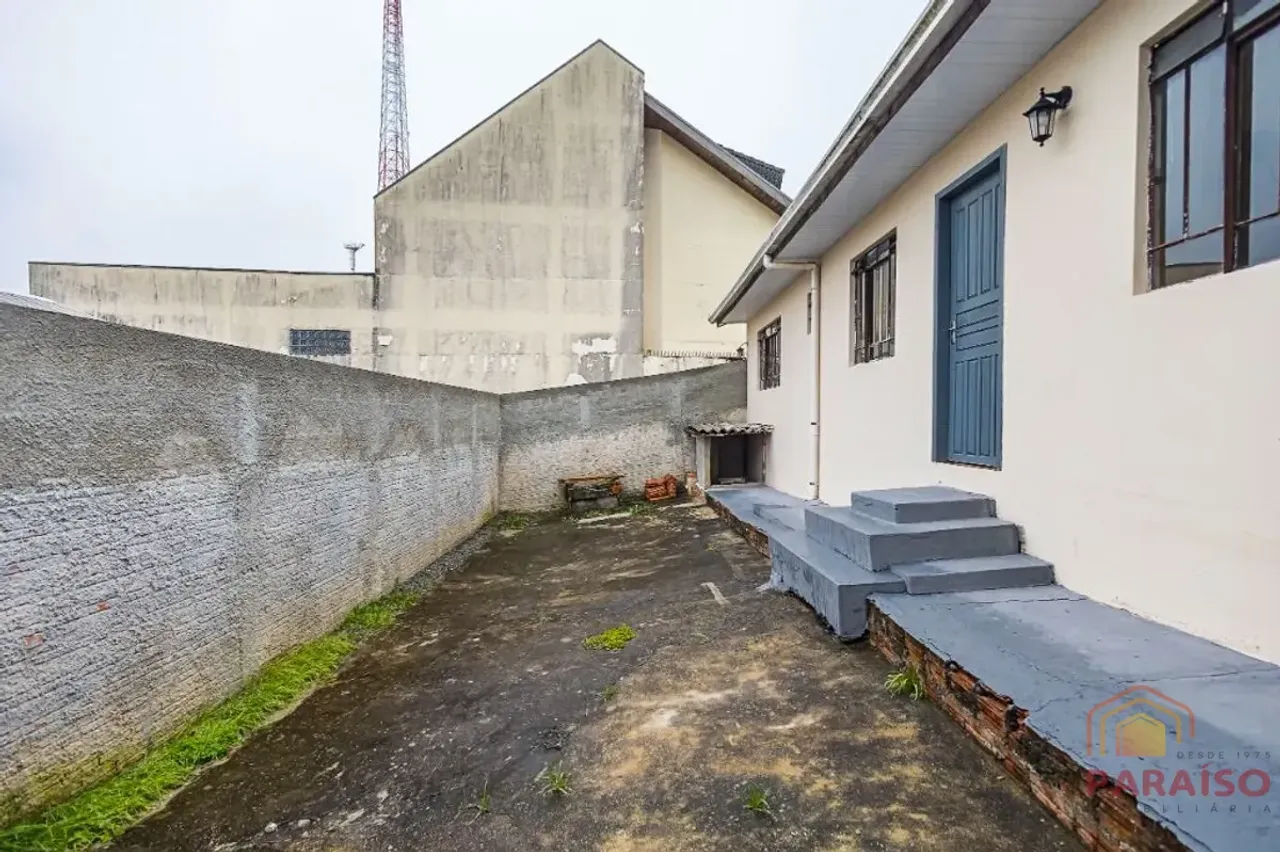 Single-level house with 2 bedrooms and 1 bathroom — photo 17