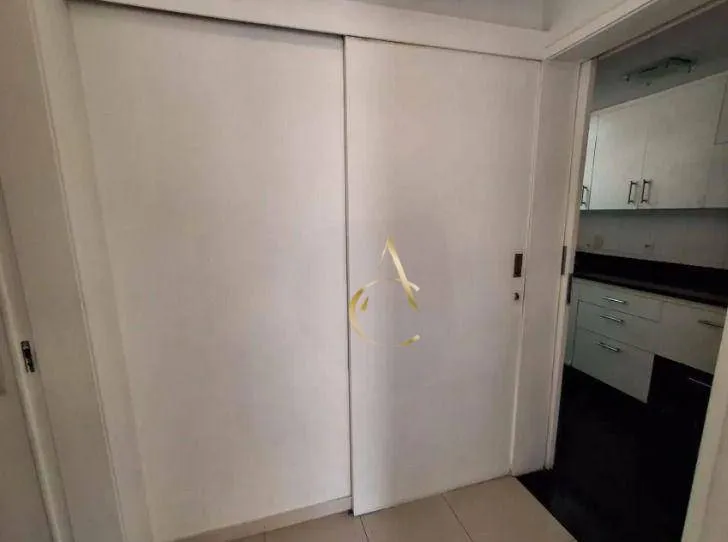 Casa com 3 quartos e varanda em bom estado — photo 17