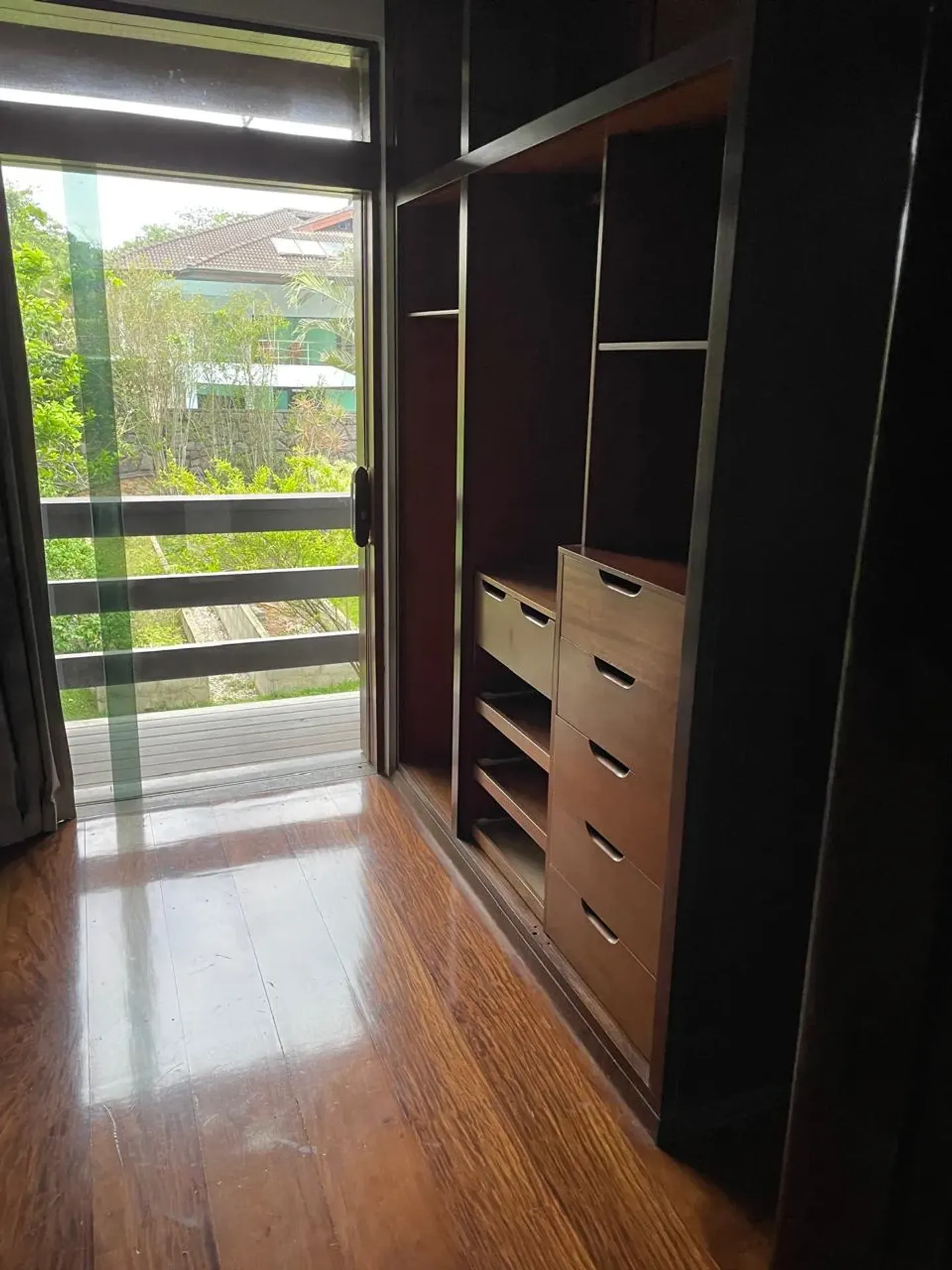 Casa com 5 quartos e cozinha fechada a gás — photo 8