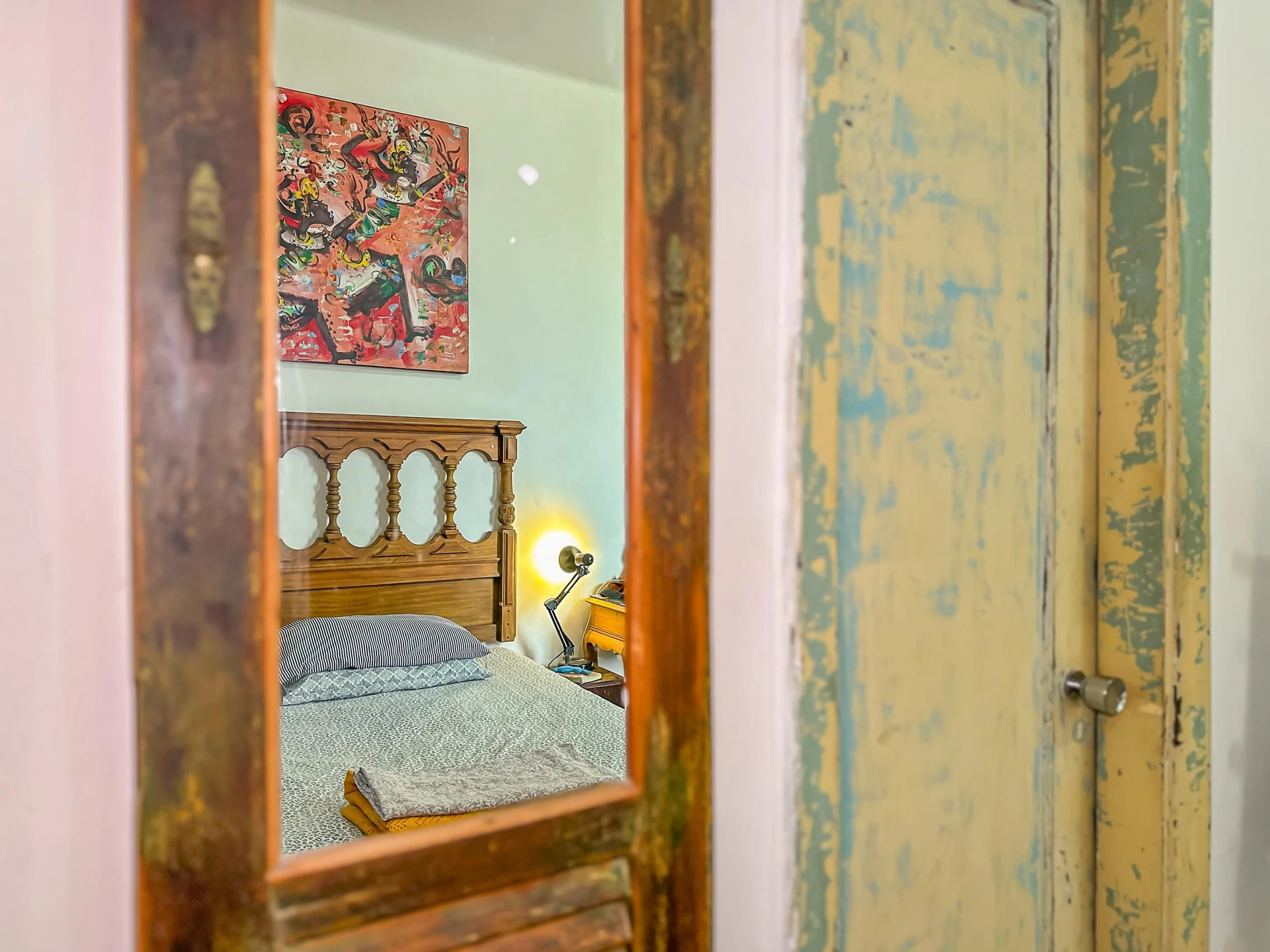 Furnished studio, 33 m², with a home office — photo 22