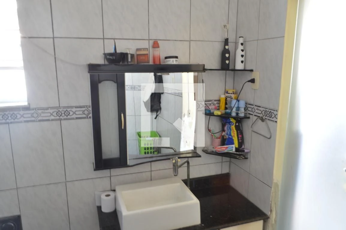 Casa mobiliada com 2 quartos e máquina de lavar — photo 12