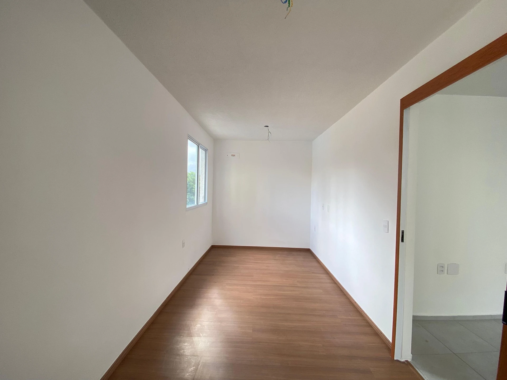 One-bedroom apartment with a grill on the balcony — photo 44