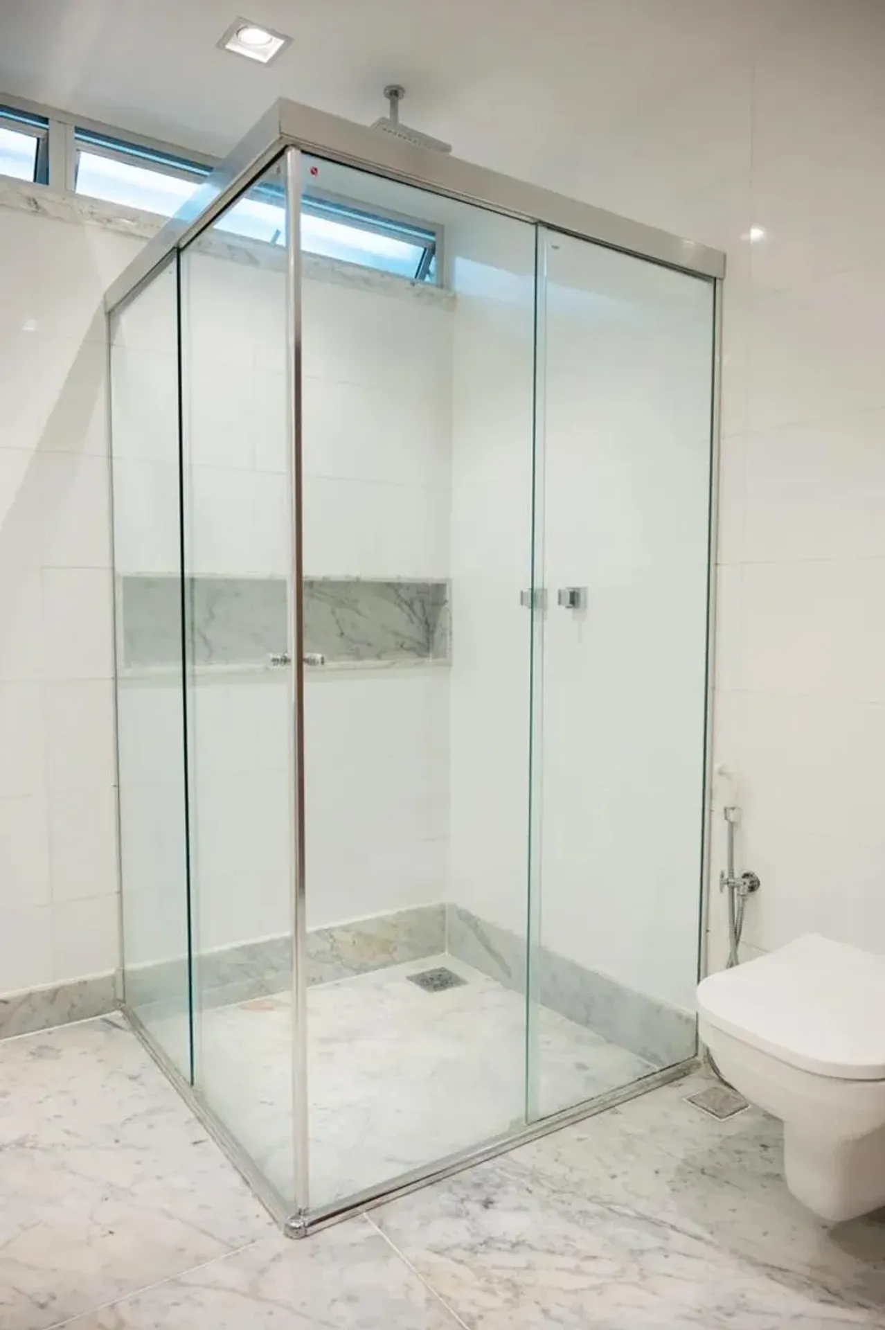 5-bedroom apartment, 1 with its own bathroom, 218 m² — photo 68