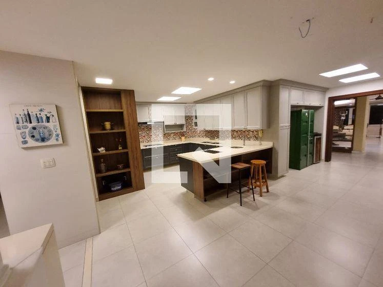 Washing machine in a 3-bedroom apartment, 300 m² — photo 21