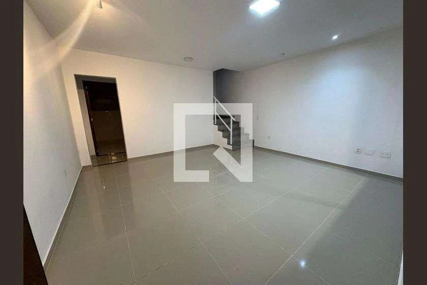 Condo house for rent with 3 bedrooms and 3 bathrooms