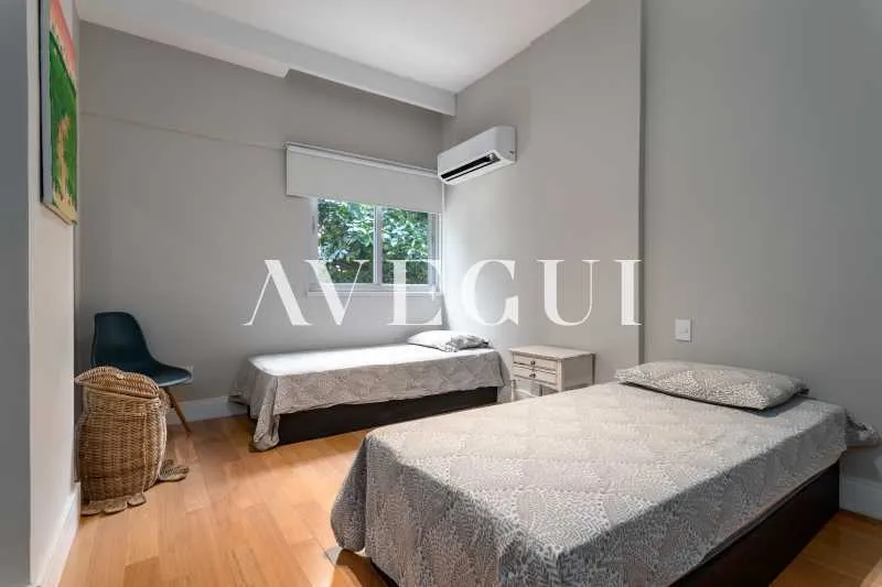 3-bedroom apartment with open-plan kitchen — photo 11