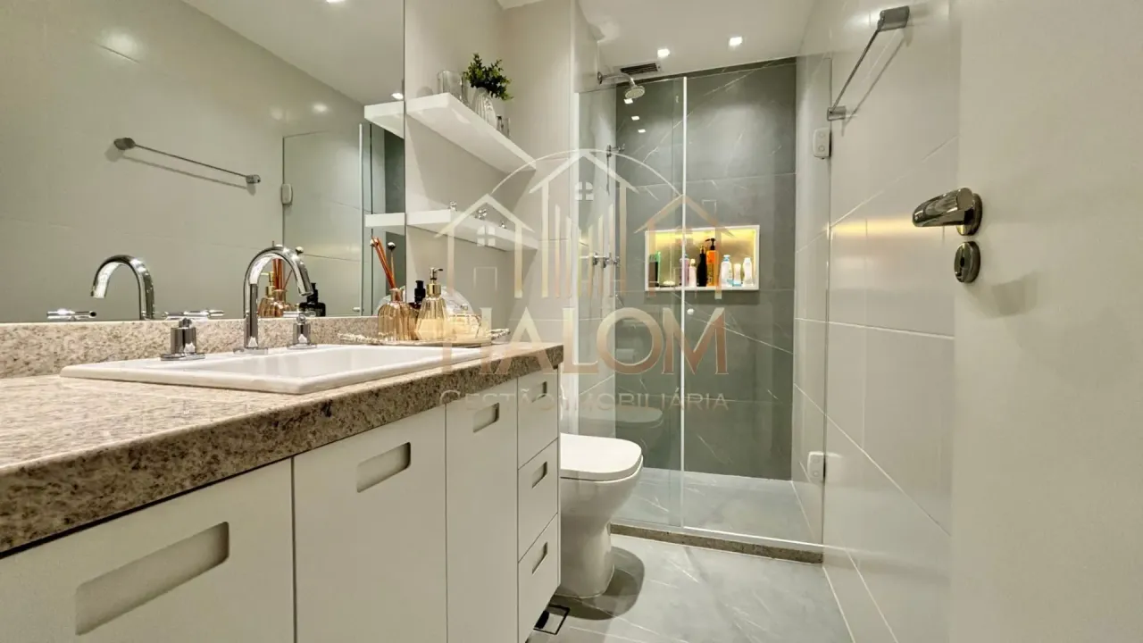 Furnished apartment with 4 bedrooms and integrated kitchen — photo 18