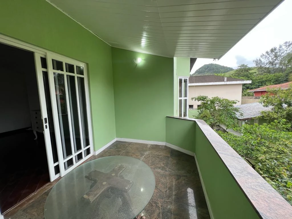 Unfurnished 1000 m² house with 5 en-suite bedrooms — photo 6