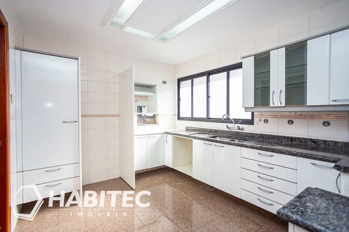 Apartamento com 4 dormitórios e 5 banheiros, varandas — photo 18