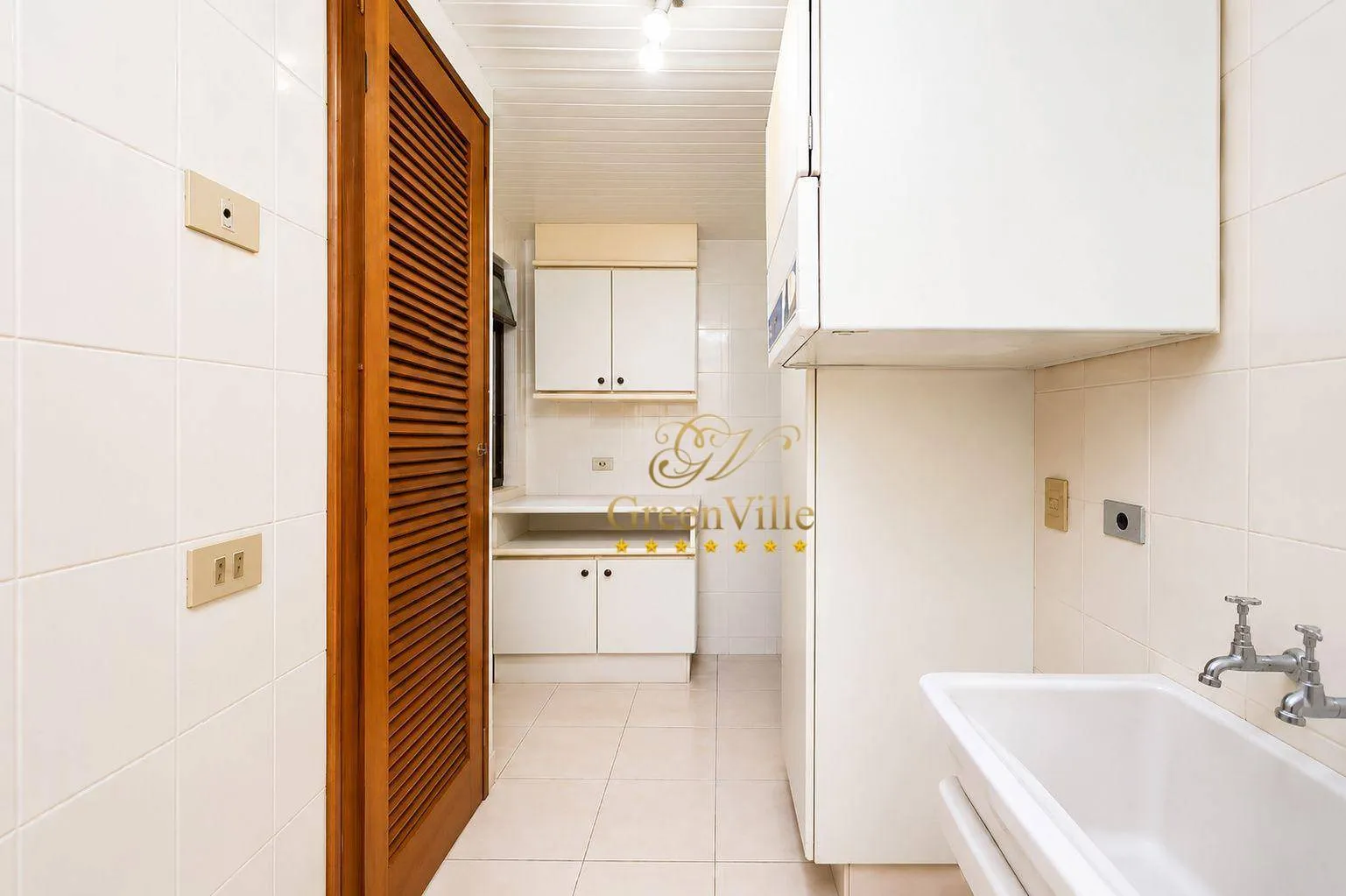 395 m² apartment with 4 en-suite bedrooms and 4 parking — photo 20