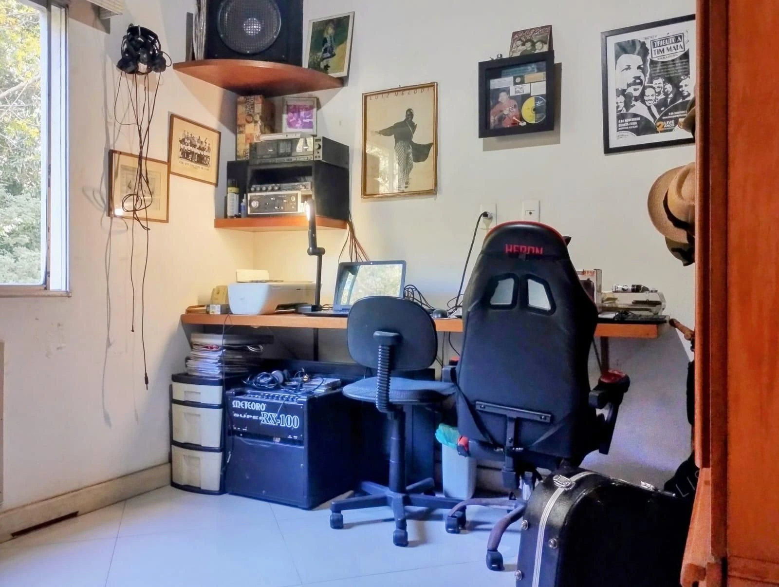 Furnished 2-bedroom apartment with a closed gas kitchen — photo 12