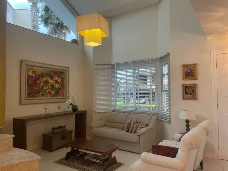 Ванна та 4 спальні: будинок 258 м² — photo 20