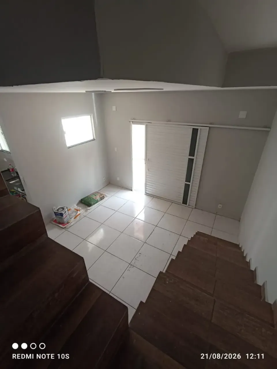 Unfurnished duplex house with 200 m² and 2 bedrooms — photo 2