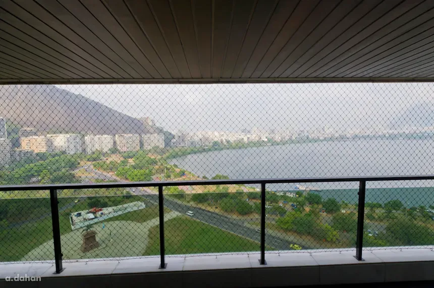 Unfurnished apartment with 4 bedrooms and 5 bathrooms — photo 11