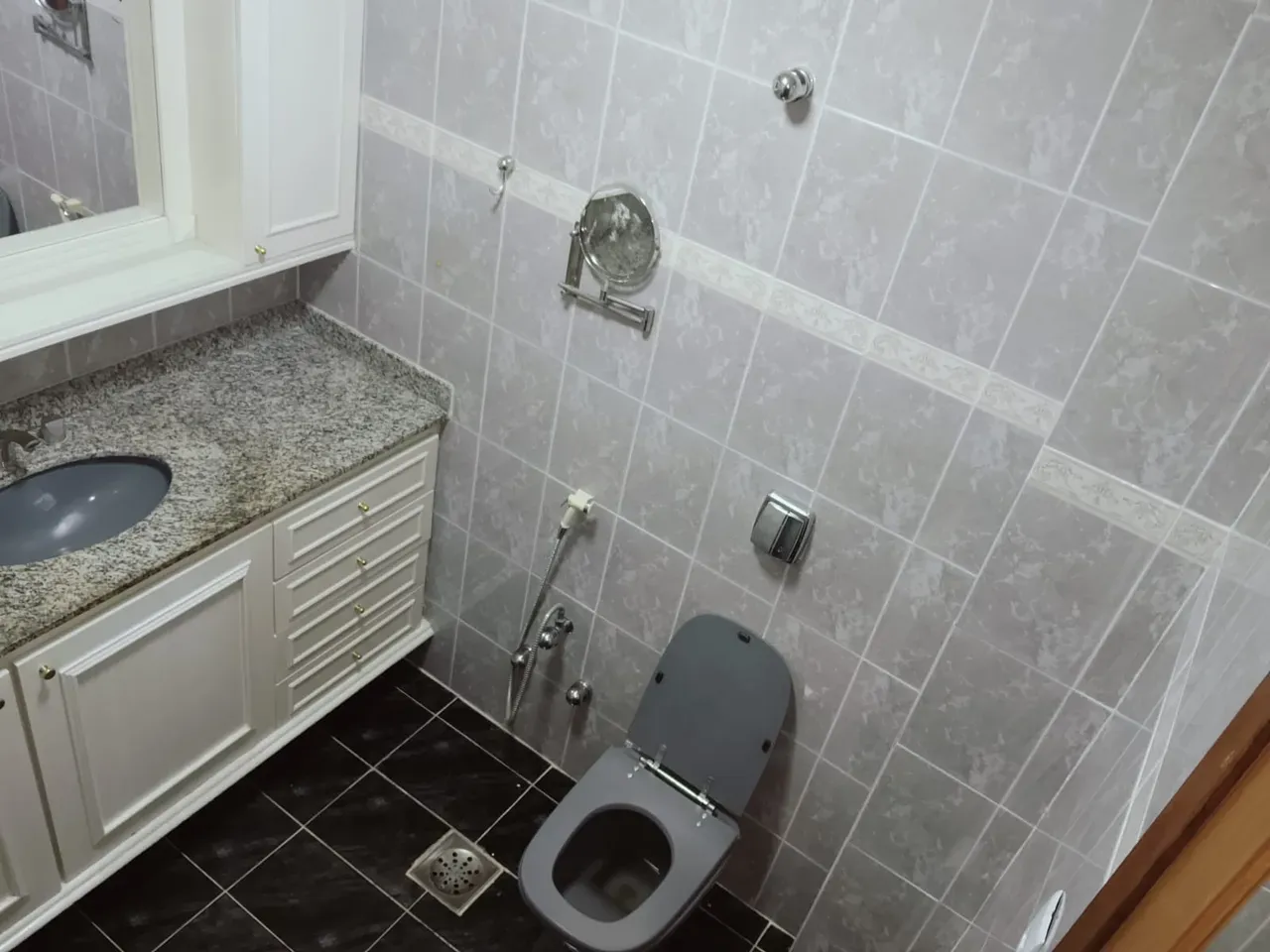 Rental apartment with 3 bedrooms, 3 baths and 140 m² — photo 50