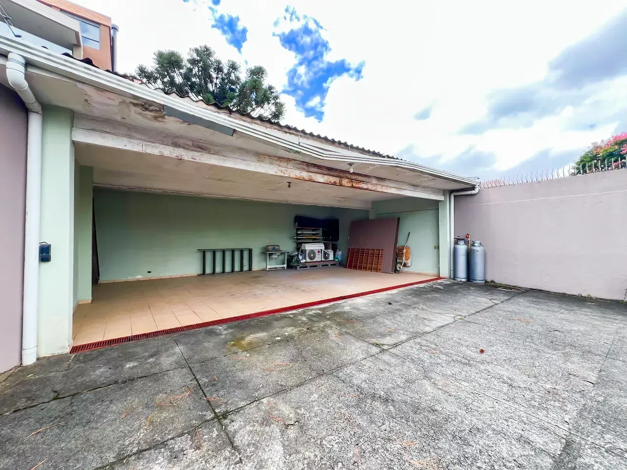 Casa comercial de 590 m², 3 dormitorios y cocina cerrada — photo 13