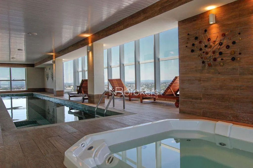 2-bedroom apartment with suite, balcony and private BBQ — photo 62