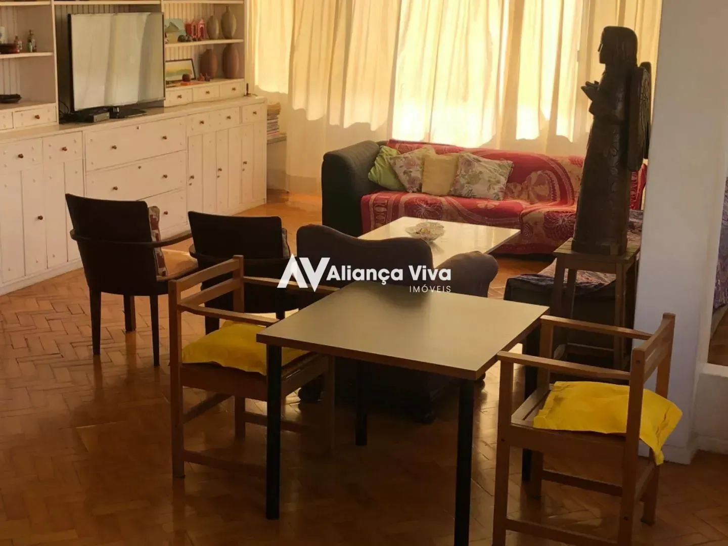 Top-floor apartment with 3 bedrooms and 3 bathrooms — photo 10