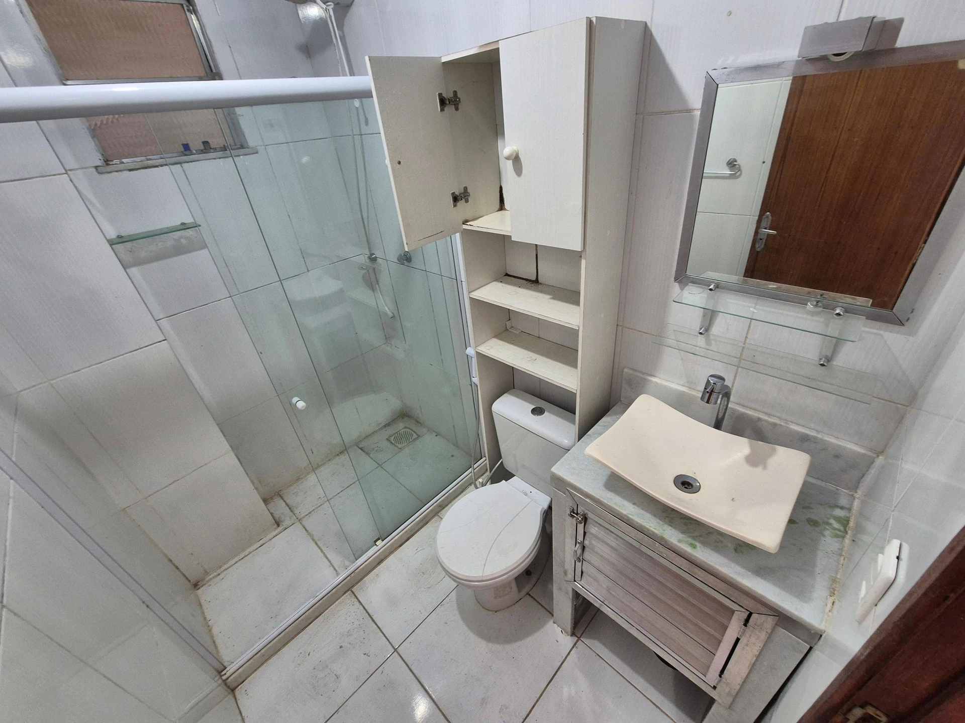 2-bedroom apartment with an open-plan kitchen — photo 14