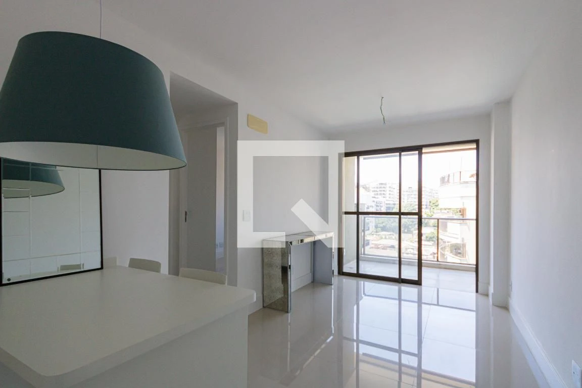 One-bedroom apartment with a mountain view in Rio de Janeiro — photo 4
