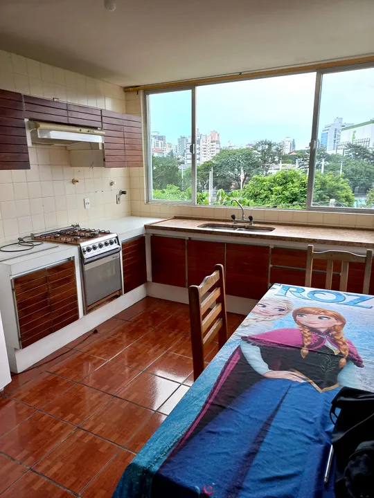 Furnished 1-bedroom apartment with a gas stove — photo 14