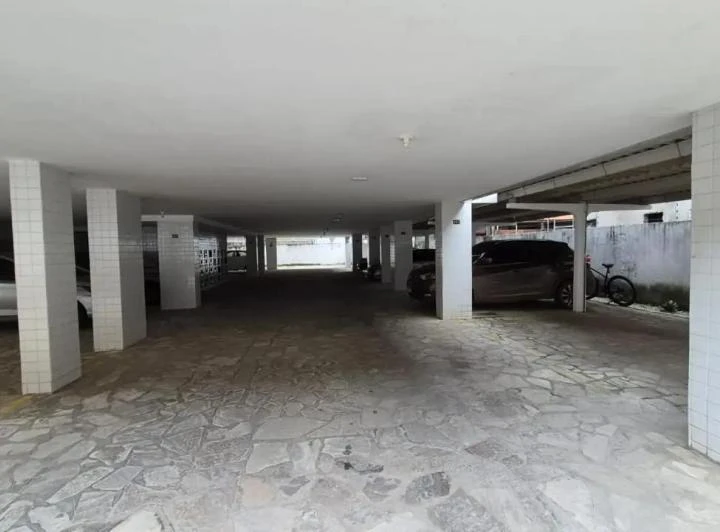 62 m² apartment with balcony and en-suite — photo 5