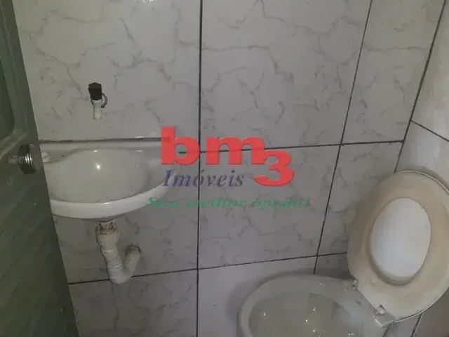 Unfurnished studio with 1 bedroom and 1 bathroom — photo 18