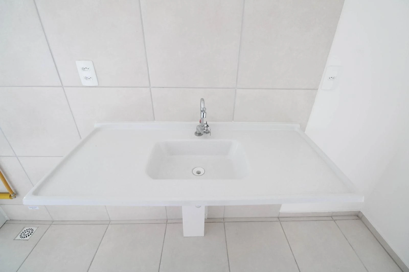 Apartamento de 2 quartos com 1 vaga e 1 banheiro