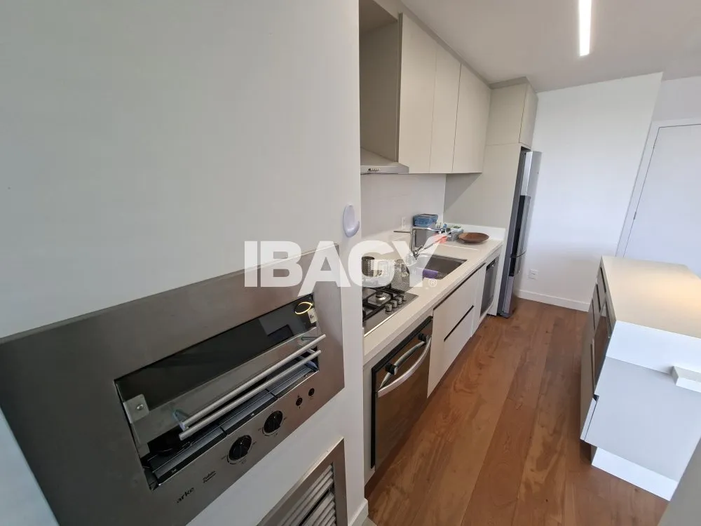 Furnished 2-suite apartment with 117 m² and 3 bathrooms — photo 2