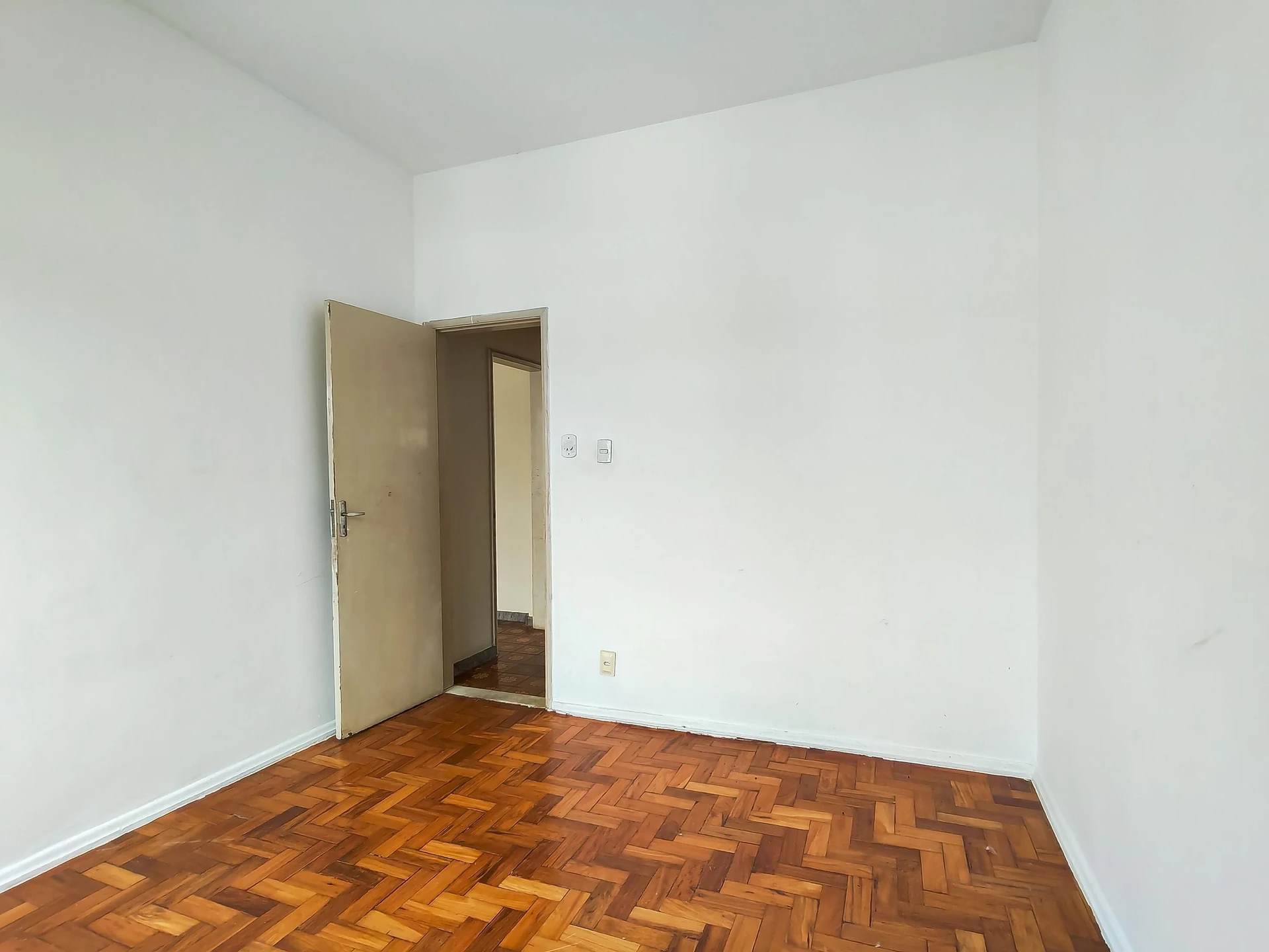 Rental apartment with 2 bedrooms and 2 bathrooms — photo 9